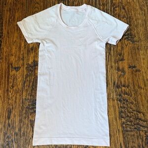 lululemon athletica Light Pink Short Sleeve Tee